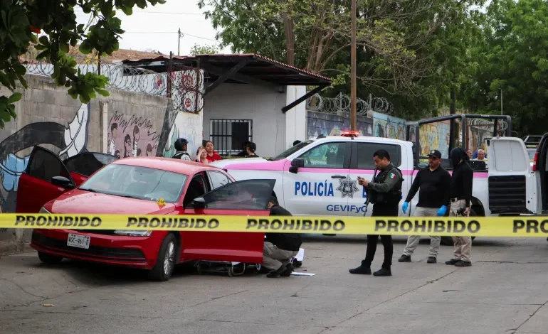 Mexico Hands Over 26 Alleged Cartel Bosses to U.S. in Latest Trump-Era Deal