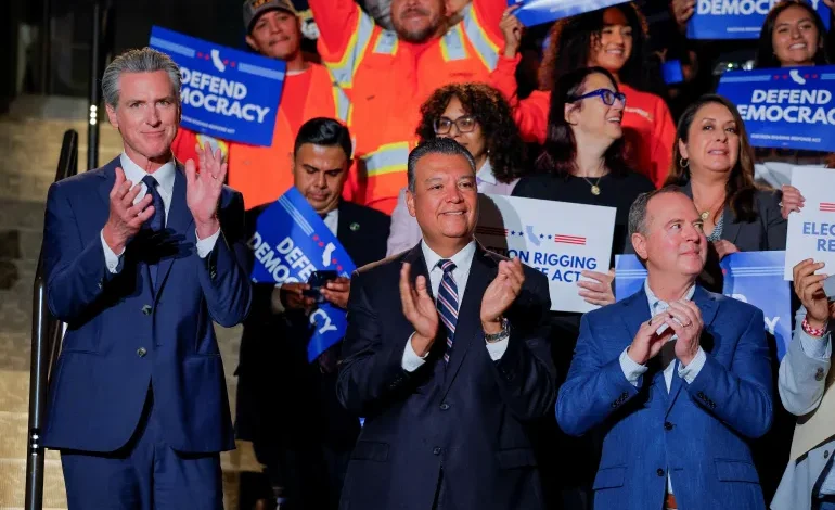  Newsom Fires Back at Trump, Pushes Partisan Redistricting in California