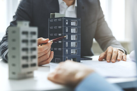 After Months of Slump, Real Estate Bidding Finally Shows Signs of Life