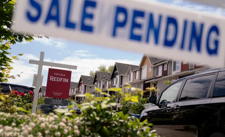 Homebuyers Hit Pause: Pending Sales Slip as Contract Cancellations Surge