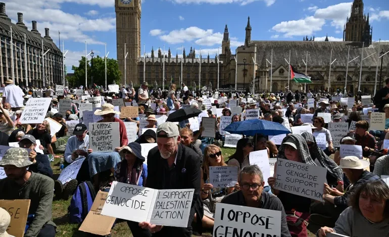 Over 460 People Detained in London Protest Against Palestine Action Ban