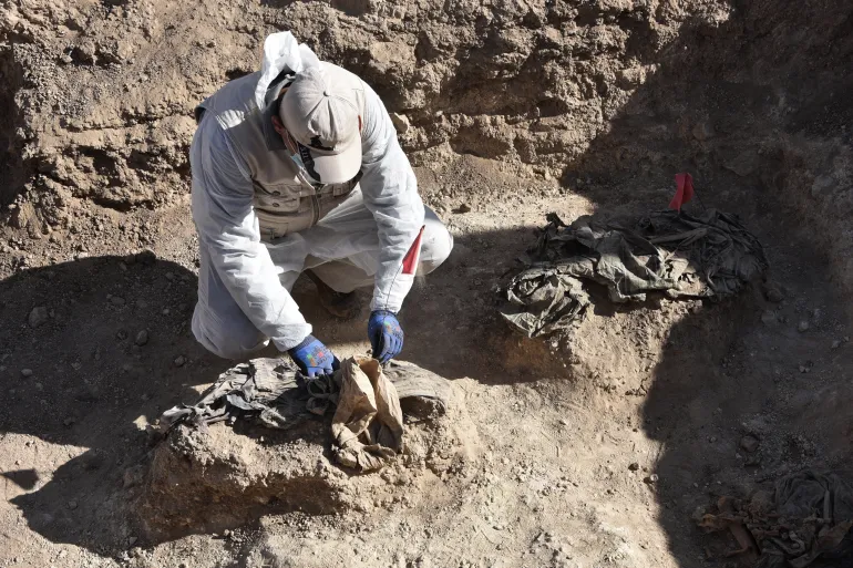 Iraq begins excavation at suspected ISIL mass grave site near Mosul