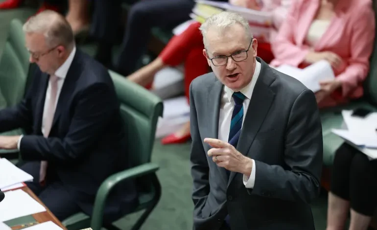 Australia Fires Back at Netanyahu Over “Weak” Jibe