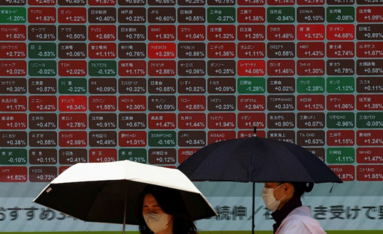 Markets Rattle as Trump Tariffs Shake Asia: Worst Week Since April for Stocks