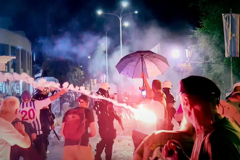 Clashes Rock Serbia as Protests Against Vucic Enter Second Day