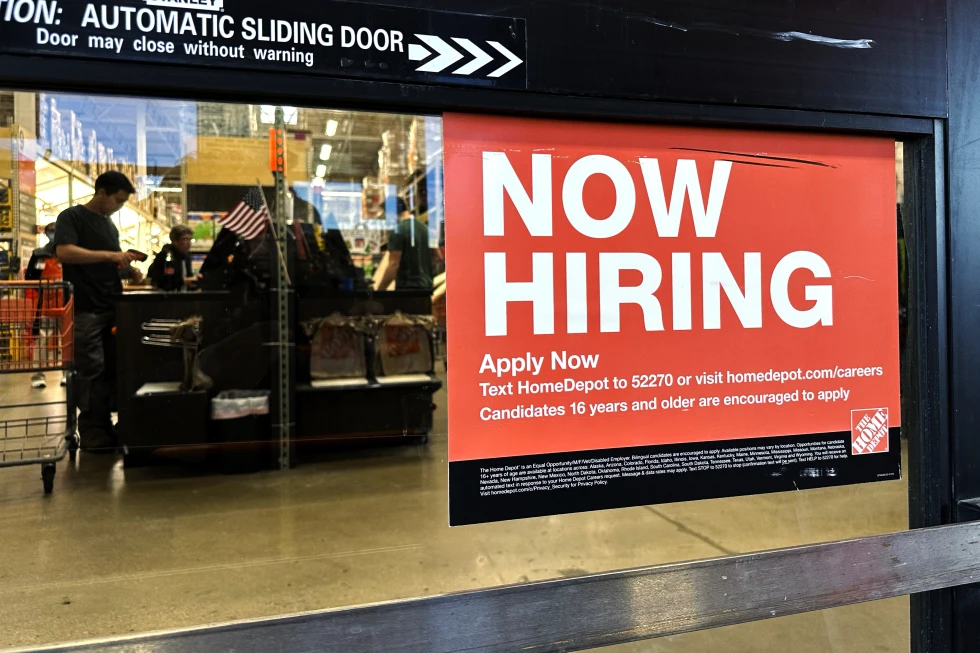 Jobless Claims Tick Up, But Labor Market Isn’t Falling Apart—At Least Not Yet