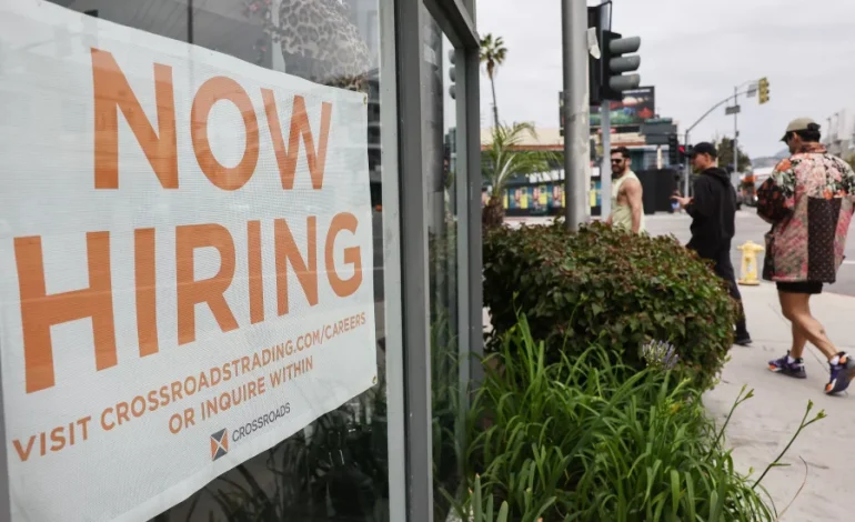 Hiring Slows to a Crawl as Tariff Jitters Rattle US Job Market