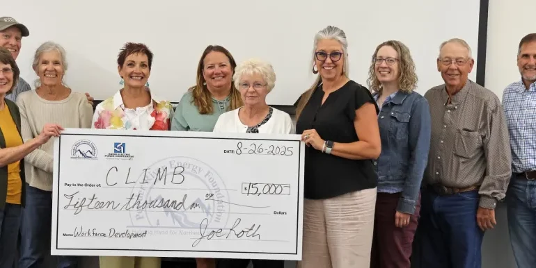 Two Wyoming energy groups chip in $15K to help single moms train for good jobs