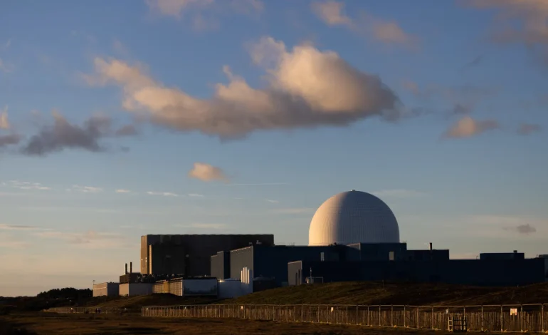 UK, US fast-track ‘golden age’ nuclear pact as Trump flies in