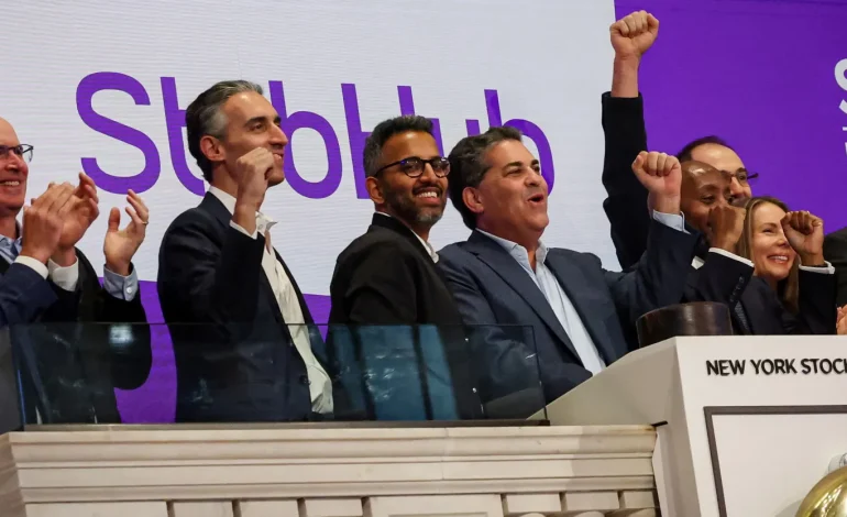 StubHub pops, then wobbles: ticket giant opens at $25.35 in long-awaited NYSE debut