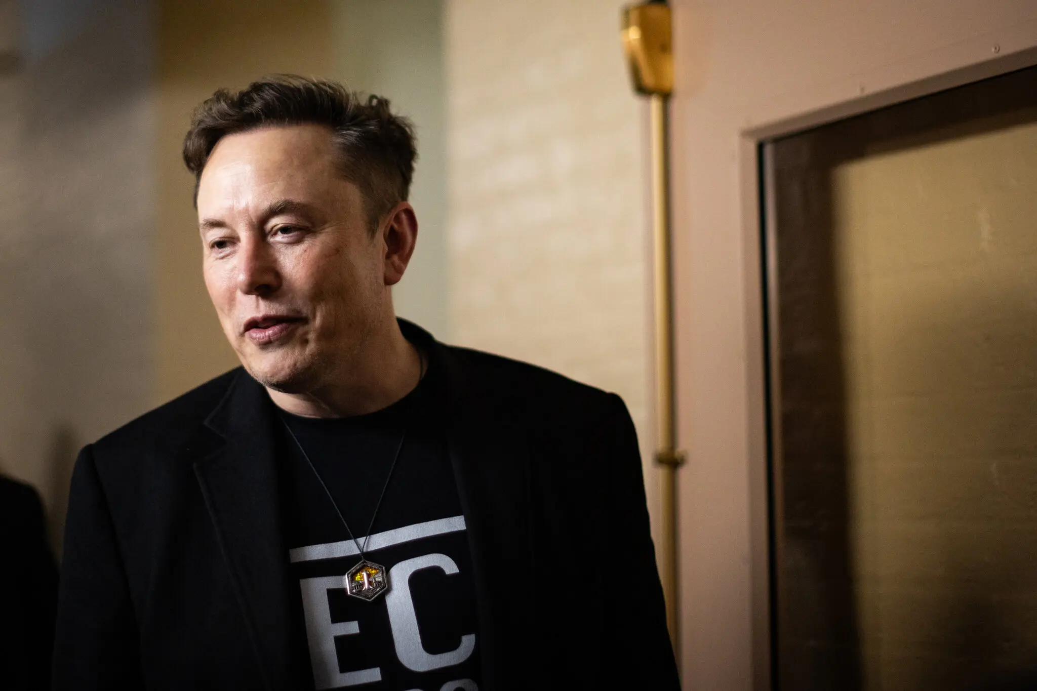 Musk Drops $1B on Tesla Stock as Board Champions Mega Pay Package