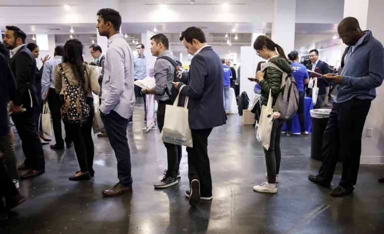 Jobless claims spike to 263,000 — highest since 2021 — as a Fed rate cut all but locked in