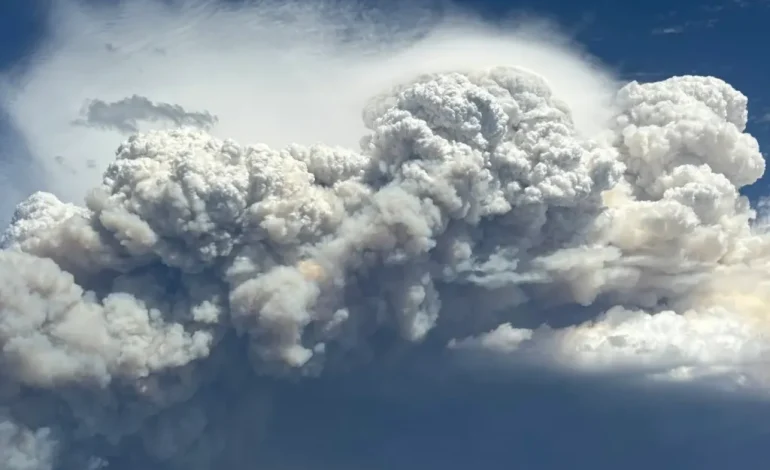 Dollar Lake Fire Expands, Willow Creek Blaze Slows Down