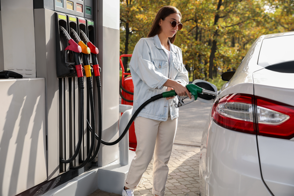 Wyoming Gas Slips to $3.07 — Tiny Dip, Big Range at the Pump