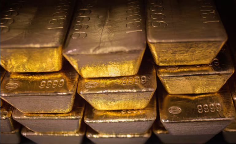 Gold Flirts With a Record as Rate-Cut Hopes Surge; Silver Smashes $40 for the First Time Since 2011