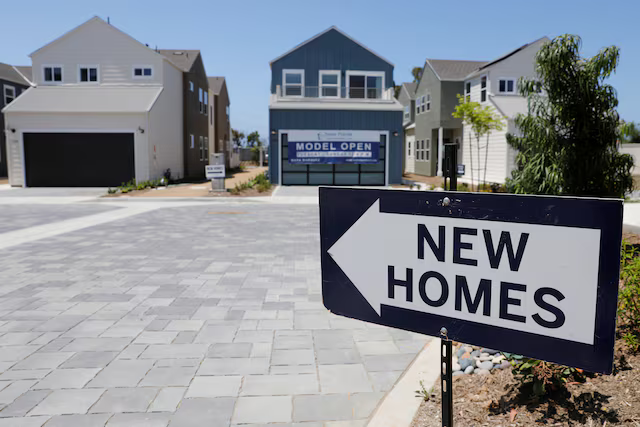 Builders just had their best month in 3 years: new-home sales rocket 20% in August