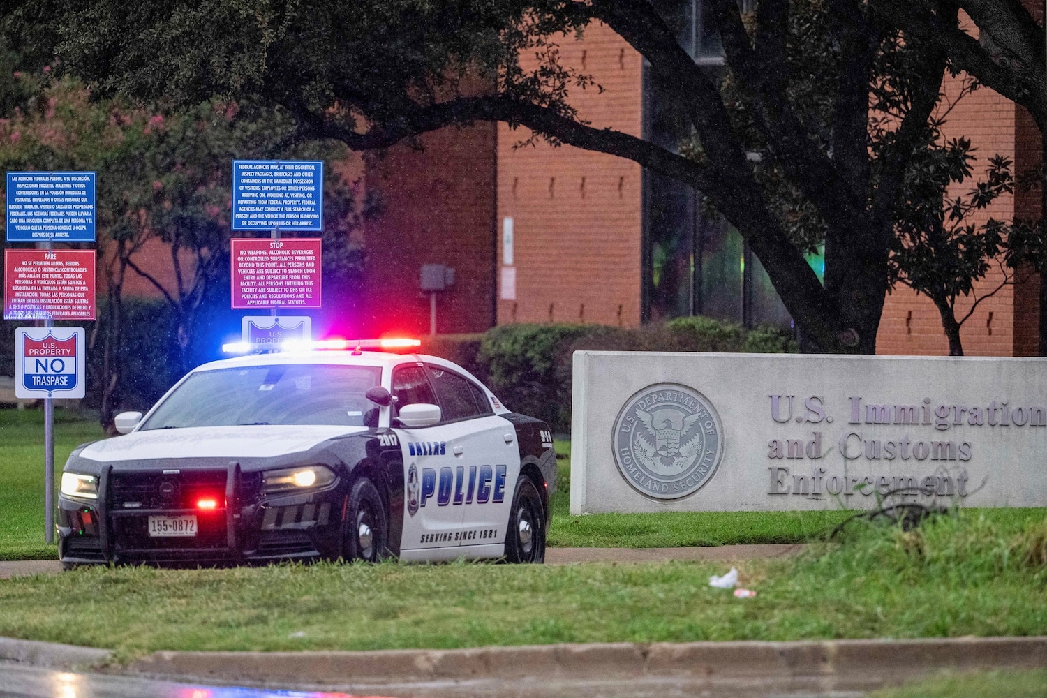 Second Detainee Dies After Dallas ICE Shooting; Suspect Aimed at Agents, Officials Say