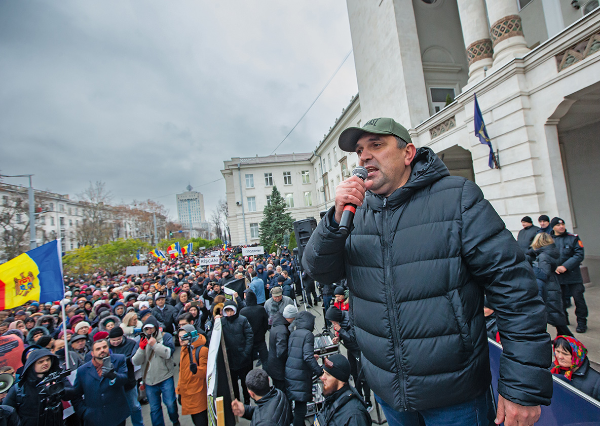 Moldova’s Election Week: Protests, Panic, Country on Edge