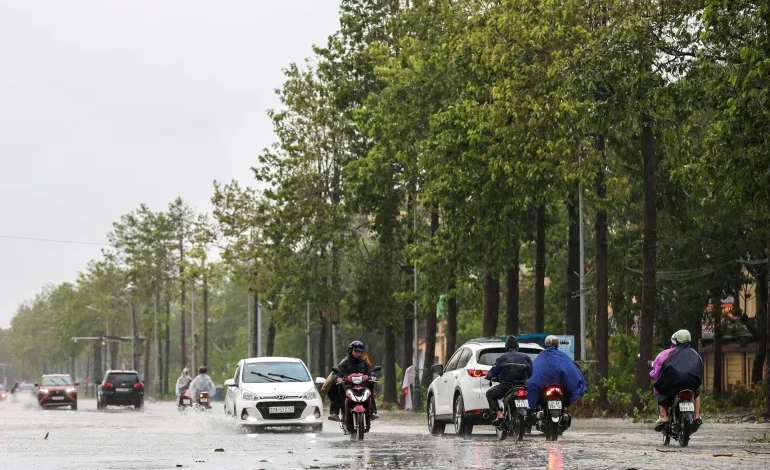Typhoon Bualoi Tears Through Vietnam, Killing Several, Leaving Dozens Missing