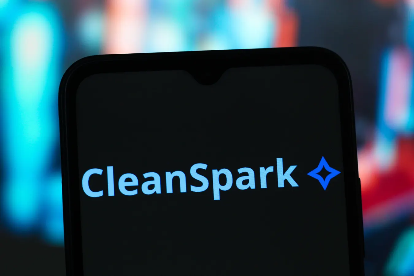 CleanSpark Nabs 100MW Cheyenne AI Site — Beating Microsoft on Speed