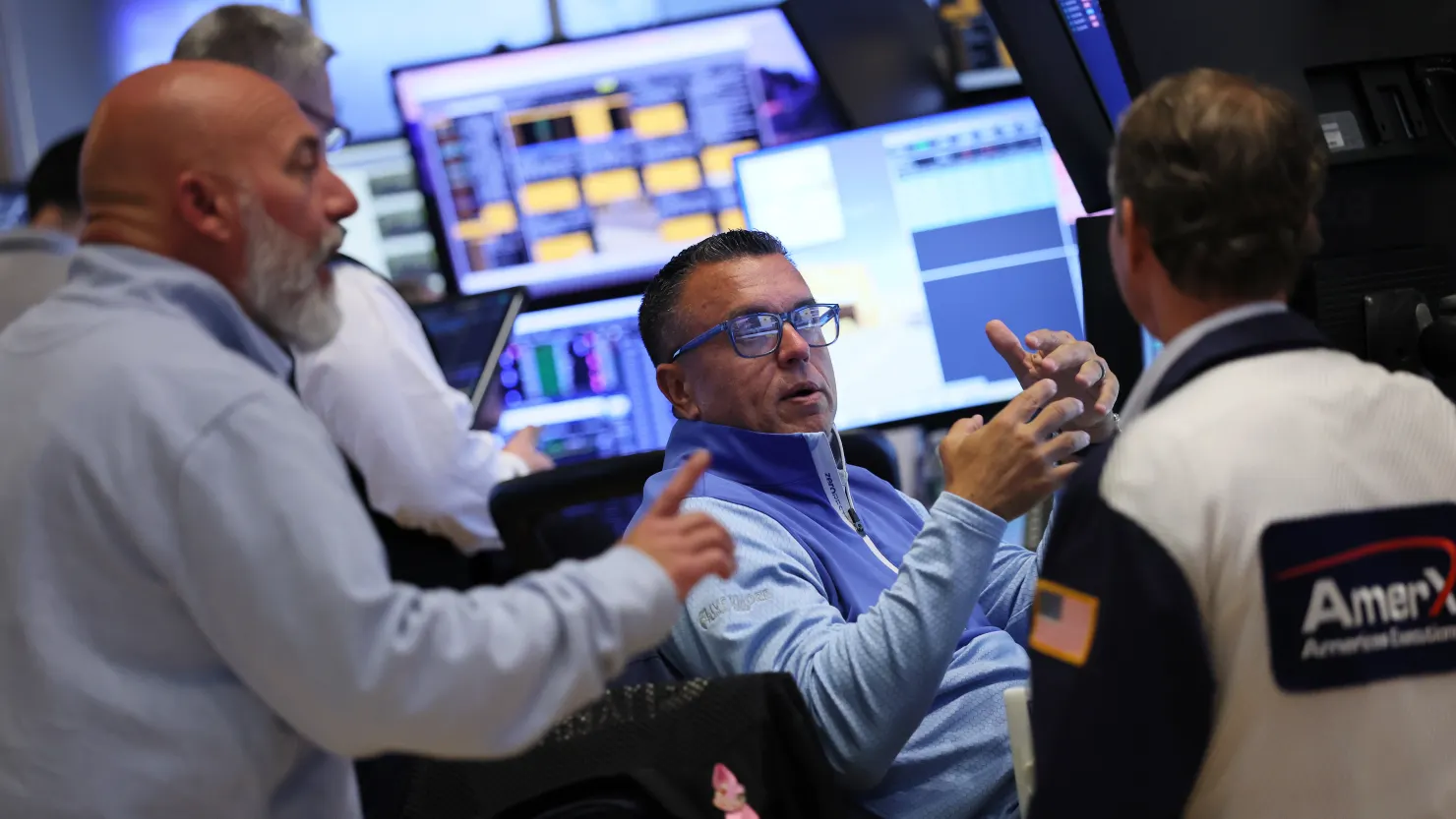 Wall Street Shakes off Nerves: S&P 500 Snaps Back as Big Tech Leads the Charge