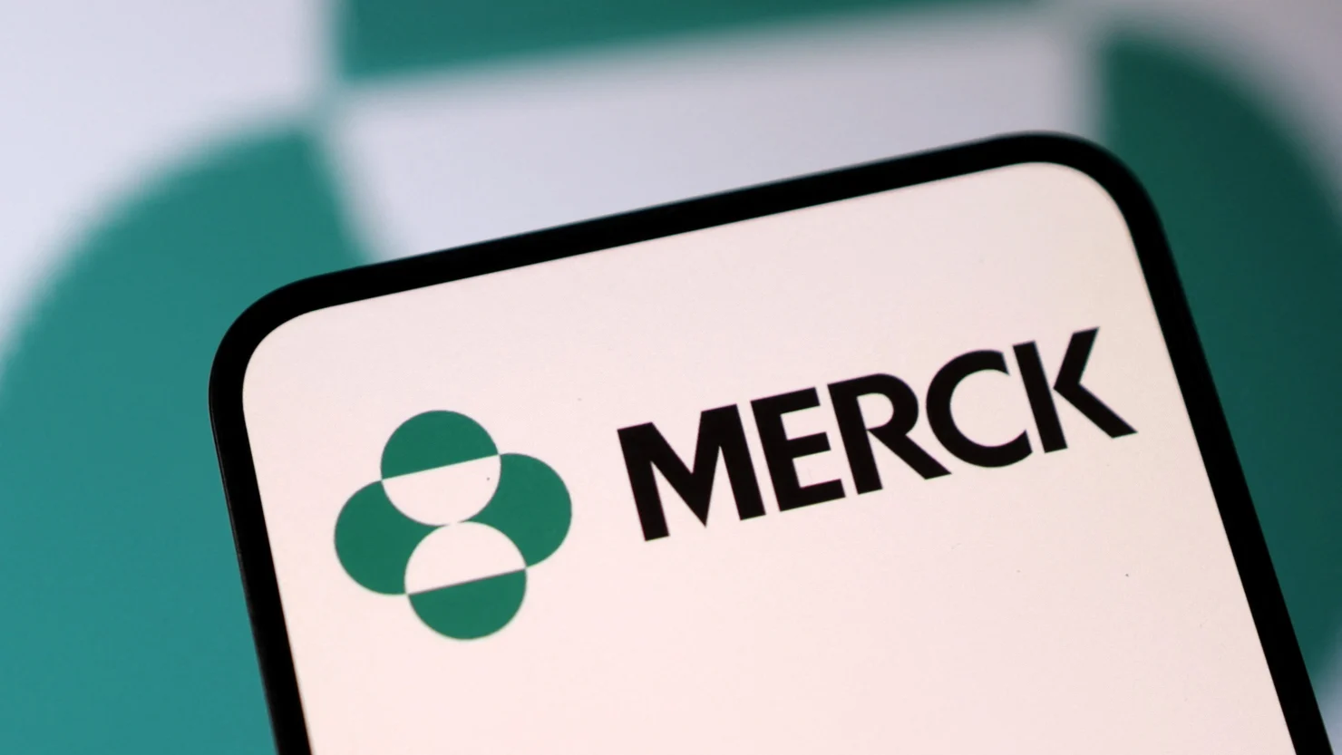 Keytruda Powers a Beat; Merck Tightens Outlook as Tariff Bite Looks Smaller