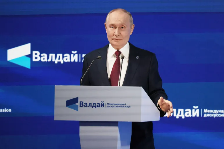 Russia’s Putin Dismisses NATO ‘Hysteria’, Promises Strong Response to Europe’s Militarisation