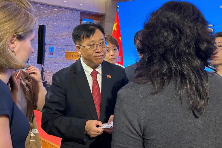 US Shrugs Off Beijing’s Warning to New Hong Kong Consul General
