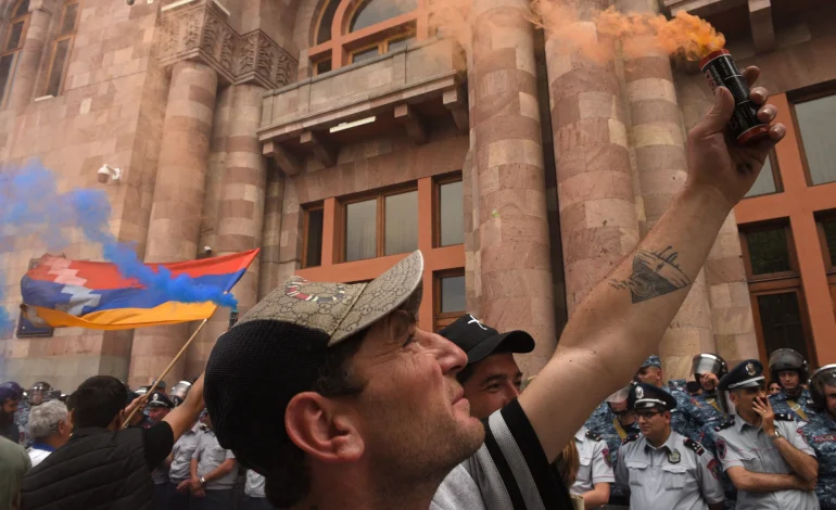 Armenia’s Tightrope: Bureaucracy, Symbolic Fines, and Quiet Shifts in Power Under Pashinyan