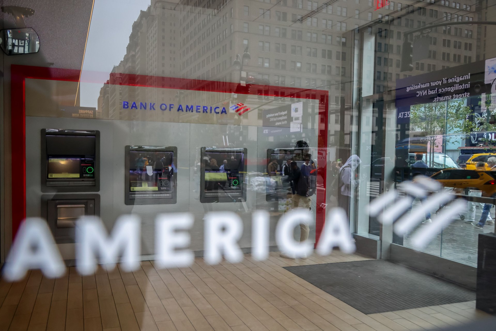 Bank of America Rides Deal Boom to Blowout Quarter