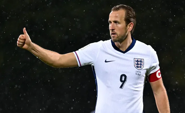 England cruise to World Cup, Ronaldo breaks record, Italy advance amid protests