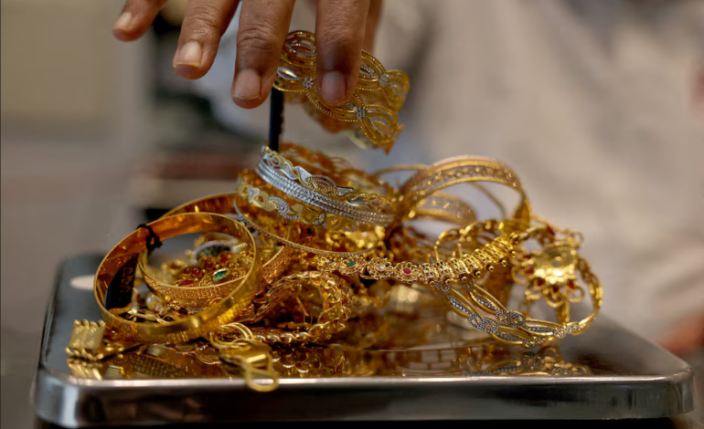 Gold blasts to fresh record as shutdown jitters and rate-cut bets pile in