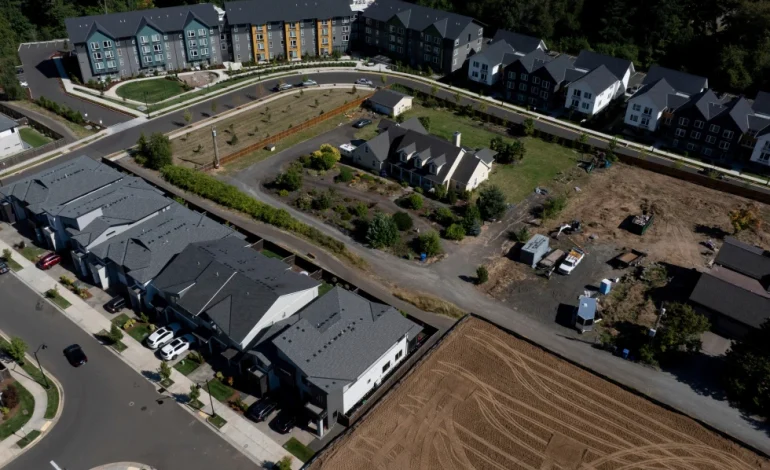 Stuck in Place: US Home Turnover Hits a Three-Decade Low