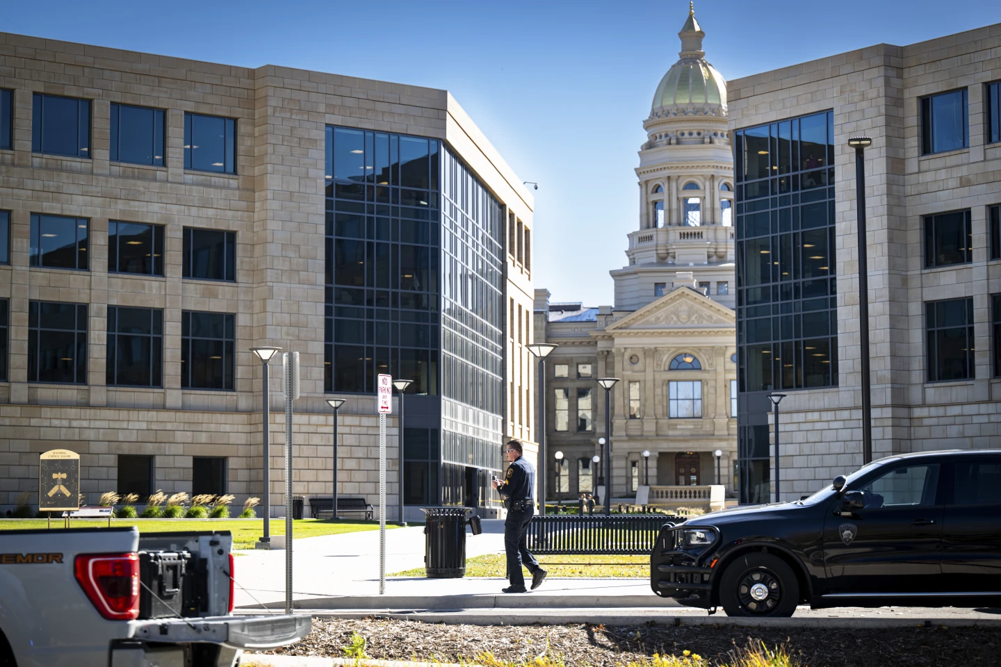 Wyoming Capitol Bomb Probe Zeroes in on Two Men Caught on Camera