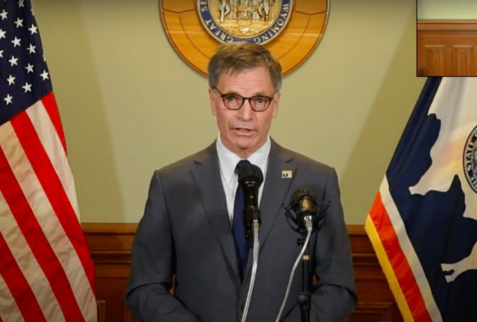 Gordon Preps Wyoming for Possible Federal Shutdown, Pledges Short-Term Pay Backstop