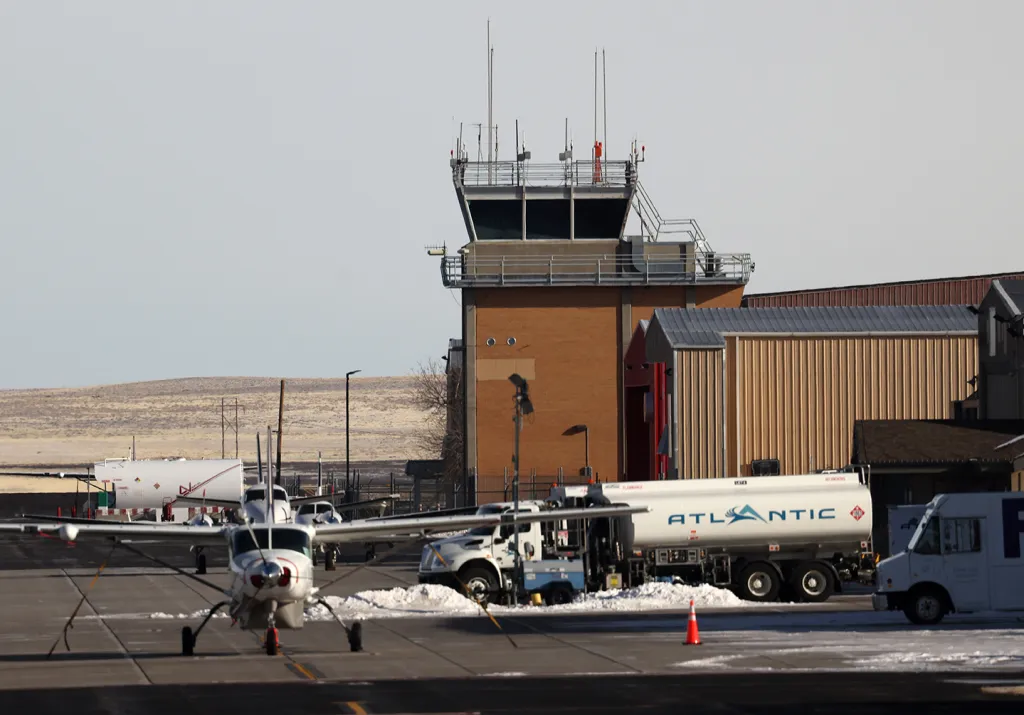 WYDOT: FAA Flight Cuts Hitting Big Hubs, Not Wyoming Airports
