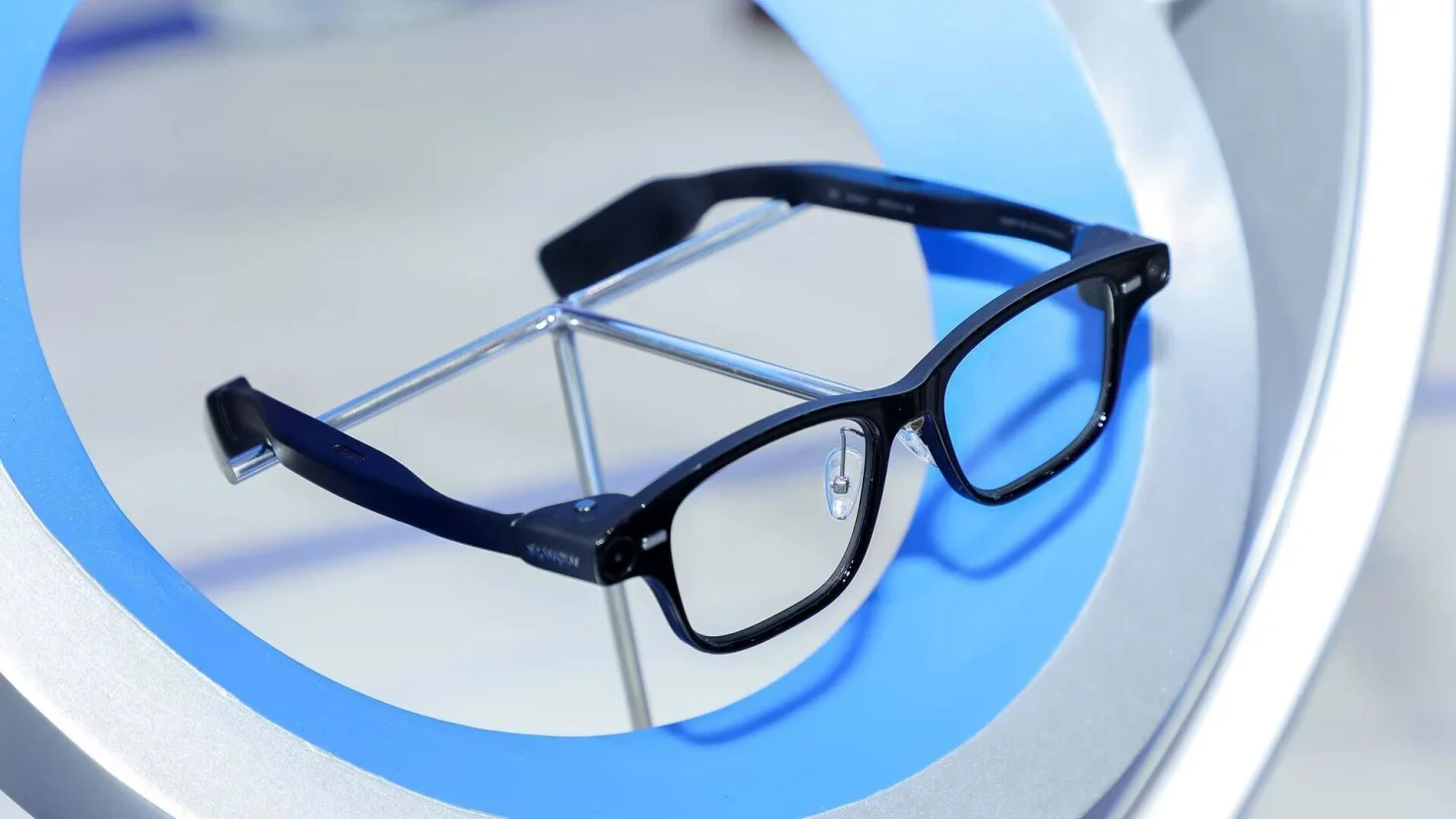 Alibaba’s New AI Glasses Promise All-Day Wear — Just Swap the Batteries