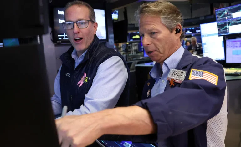 Wall Street Breathes Again: Tech Rips Higher as Shutdown Deal Inches Closer