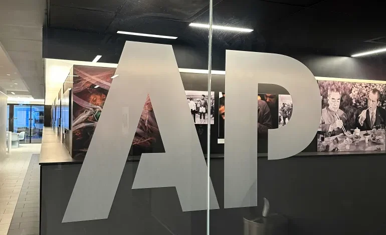 AP and Trump administration clash in appeals court over who gets access to the Oval Office