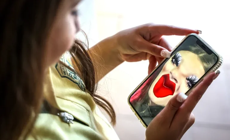 Snapchat rolls out age checks for Australian teens as under-16 social media ban looms