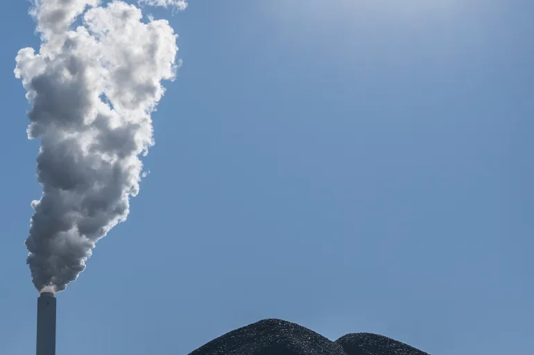 UN warns world is on track for up to 2.5°C of warming, far beyond safe limits