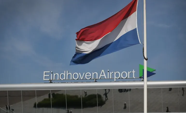 Drone sightings halt Dutch airport before late-night resumption