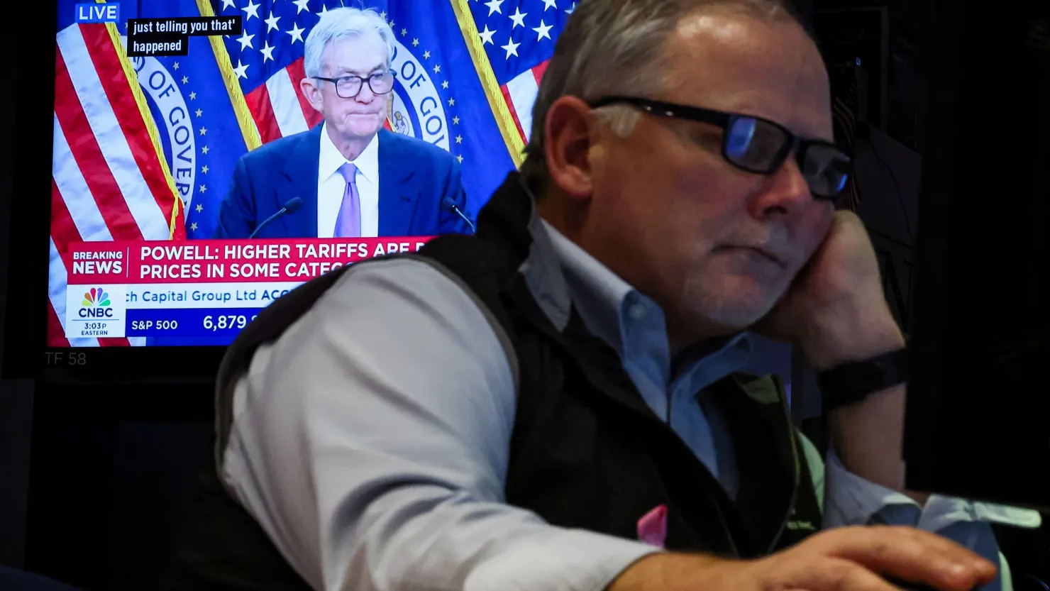 Wall Street Treads Water as Traders Brace for Fed Rate Cut Call