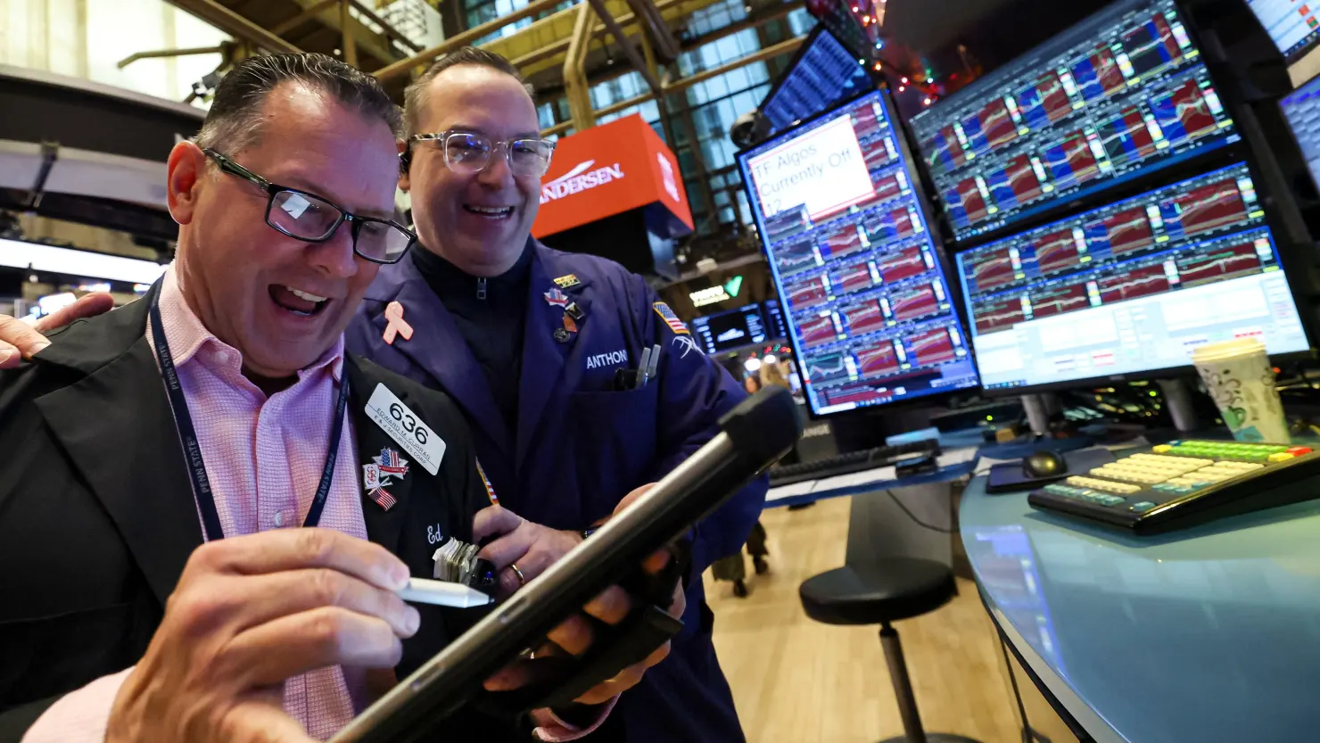 Wall Street’s Holiday Mood: S&P 500 Tags Another Record as Trading Thins Out