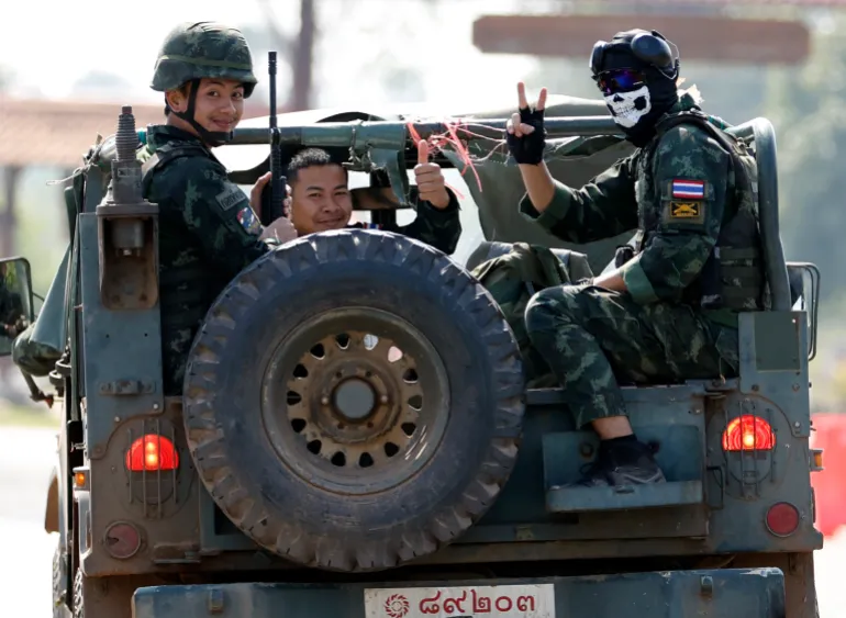 Thailand–Cambodia border shells keep falling as evacuations top 500,000