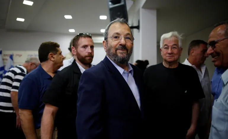 Leaked emails show Ehud Barak discussed multiple business ventures with Jeffrey Epstein