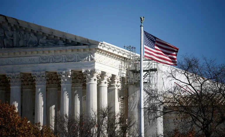 Supreme Court clears Texas to use GOP-leaning map for 2026 midterms