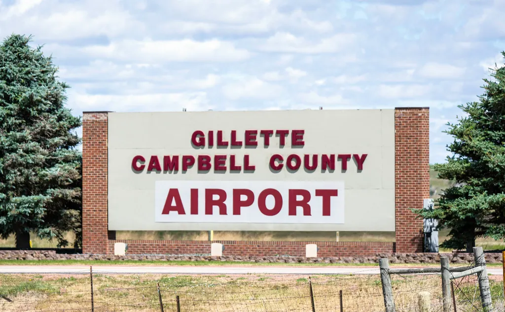 Gillette’s Air-Service Switch Could be Sheridan’s Big Opportunity — if the Timing Works