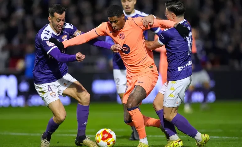 Late goals carry Barcelona past stubborn Guadalajara in Copa del Rey