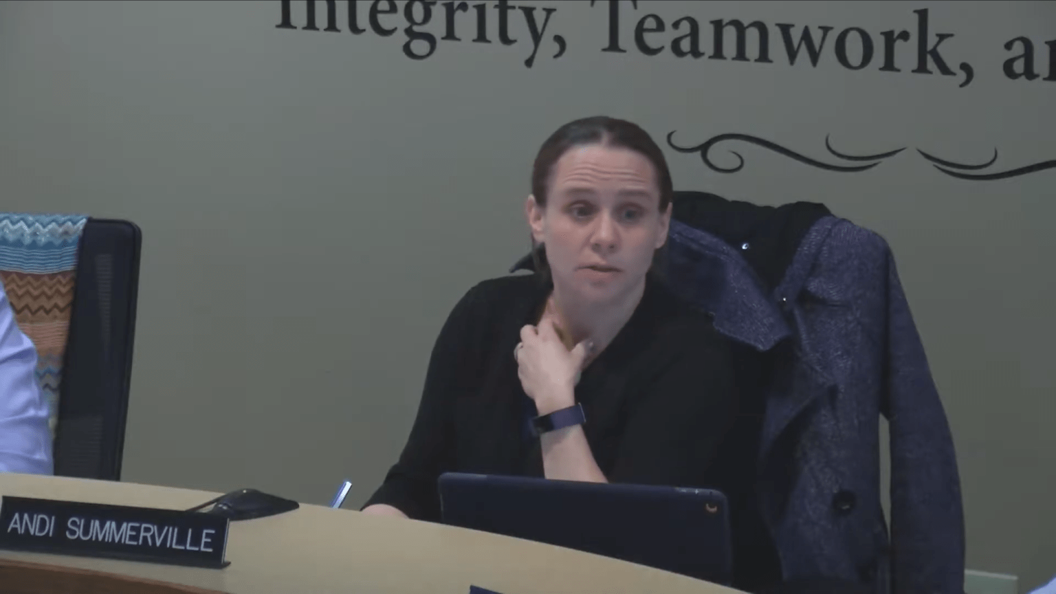 Ex-Laramie Mayor Andi Summerville Accused of Embezzling $31K from Wyoming Mental Health Group, Says she’s Innocent